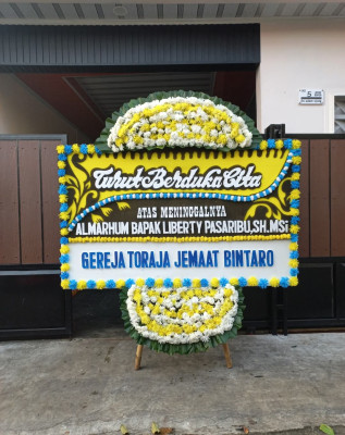 Papan Bunga Duka di Tenggarong Seberang